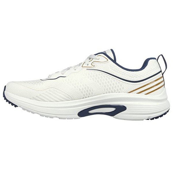 GO RUN ARCH FIT