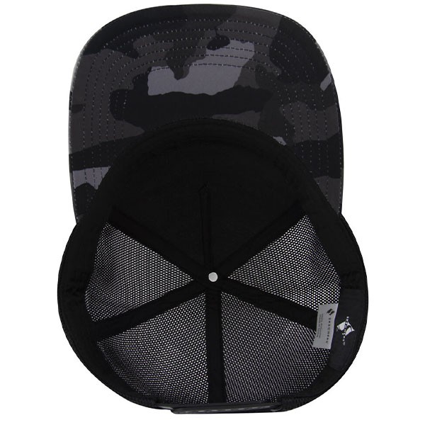 BLACKOUT  DIAMOND TRUCKER