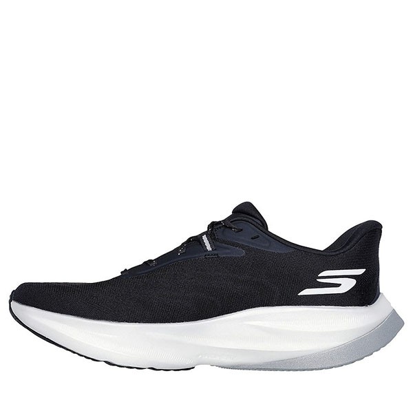 SKECHERS AERO SPARK