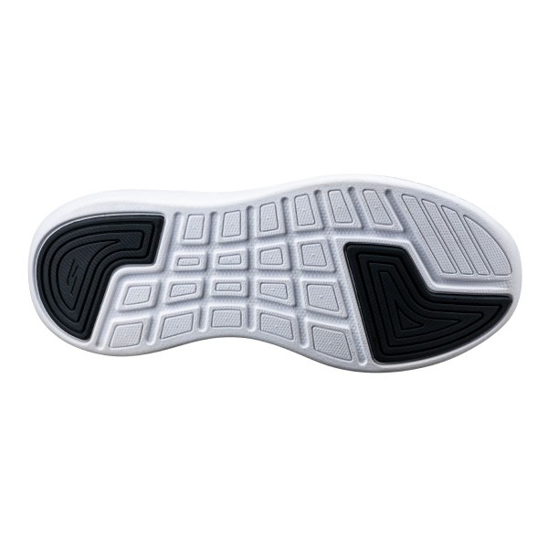 MAX CUSHIONING ESSENTIAL
